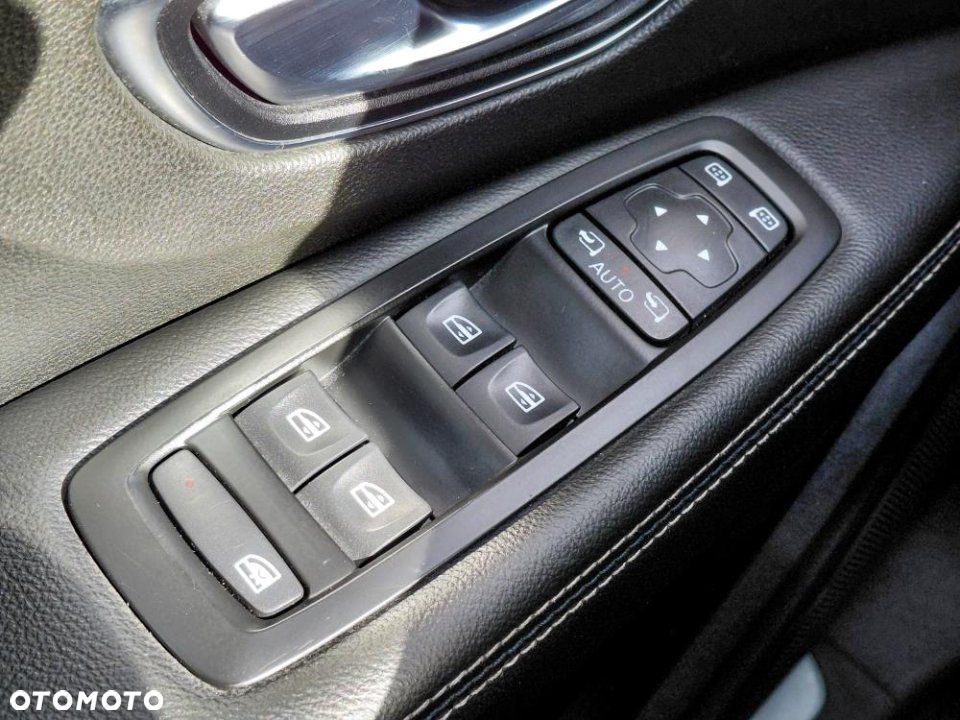 Renault Scenic - 11