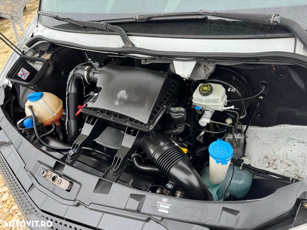 Mercedes-Benz Sprinter 316 Bluetec 9 Locuri - 24