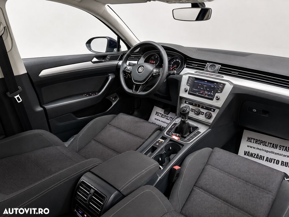 Volkswagen Passat 1.6 TDI Comfortline - 6