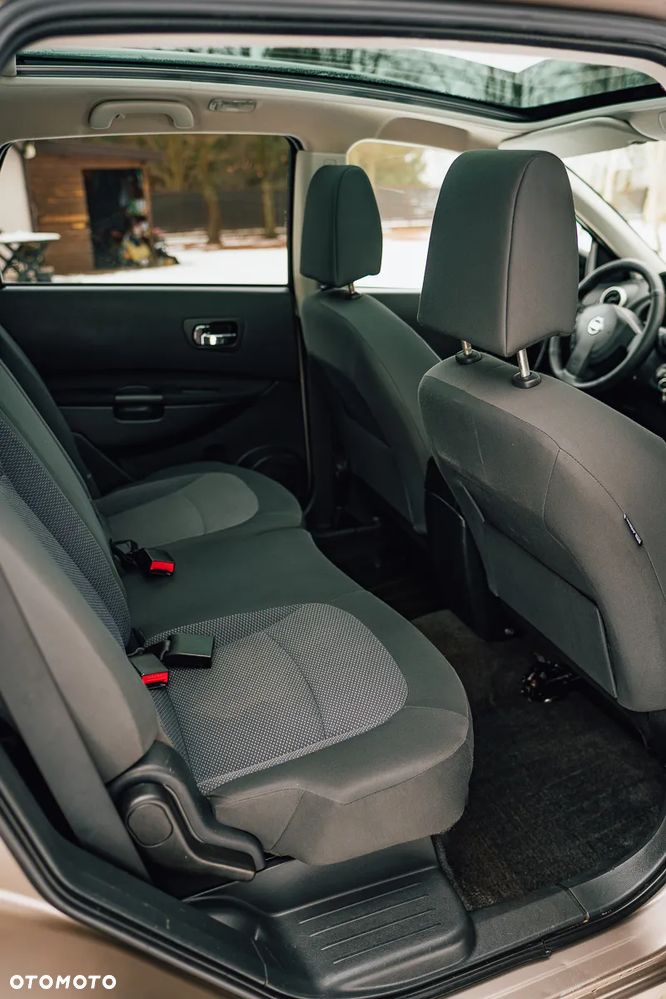 Nissan Qashqai+2 2.0 dCi DPF acenta - 13