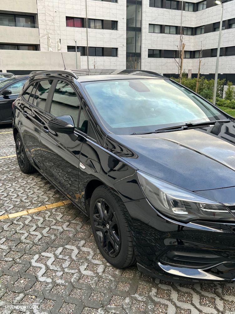 Opel Astra Sports Tourer - 2