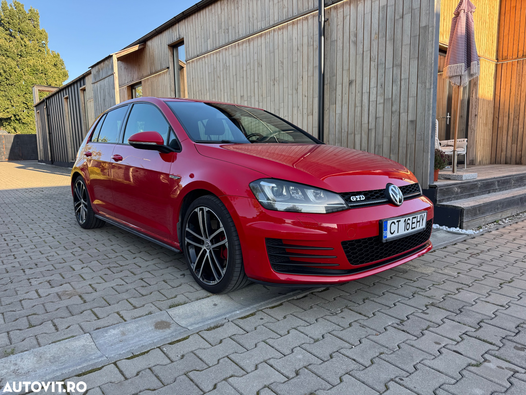 Volkswagen Golf 2.0 TDI DPF BMT GTD - 2