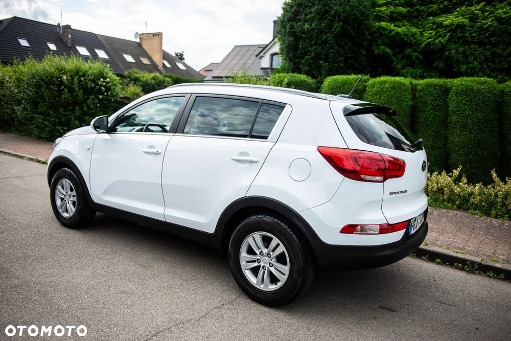 Kia Sportage 1.6 GDI 2WD Attract - 12