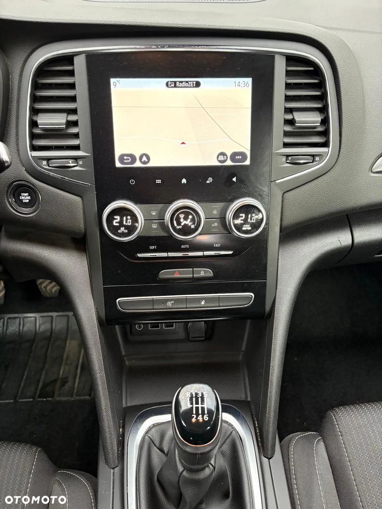 Renault Megane 1.5 Blue dCi Intens - 17