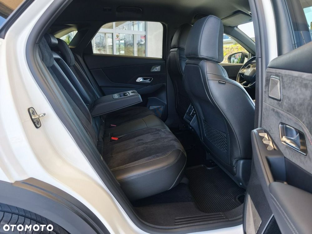 DS Automobiles DS 7 Crossback - 23
