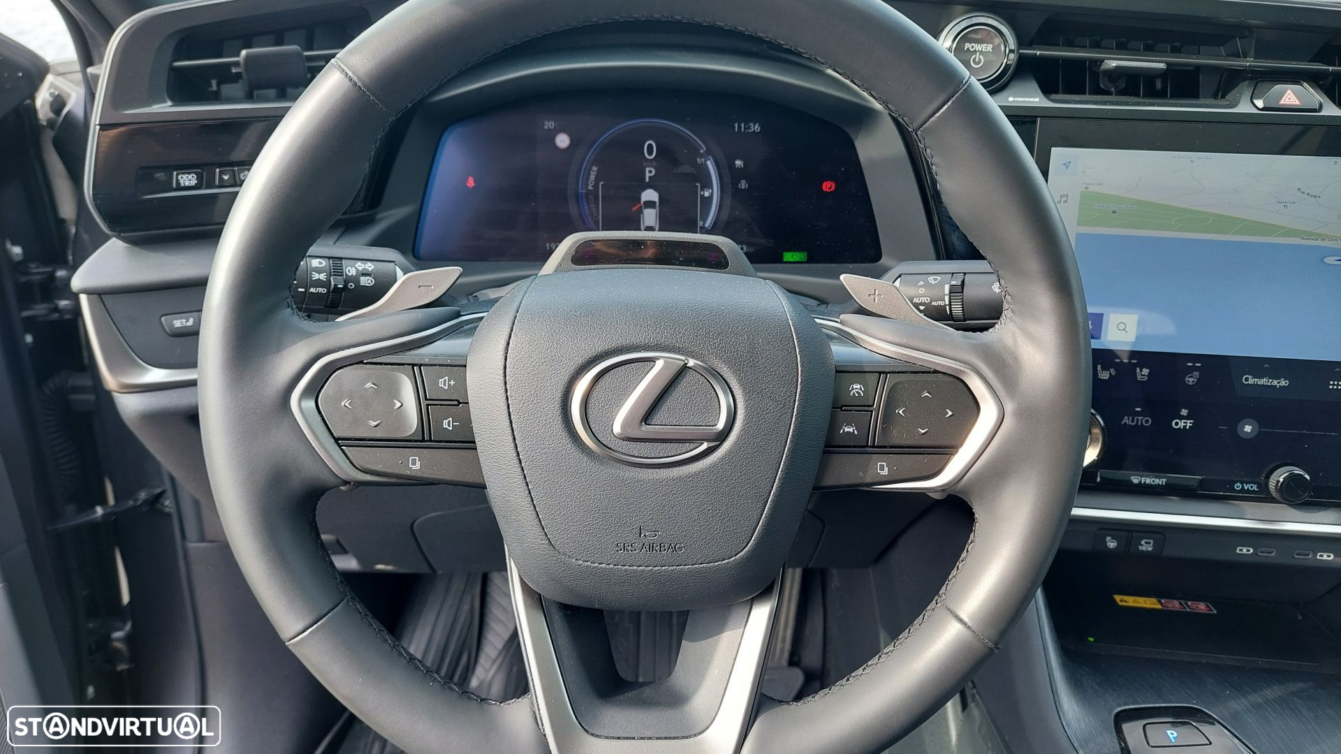 Lexus RZ 450e Luxury - 18