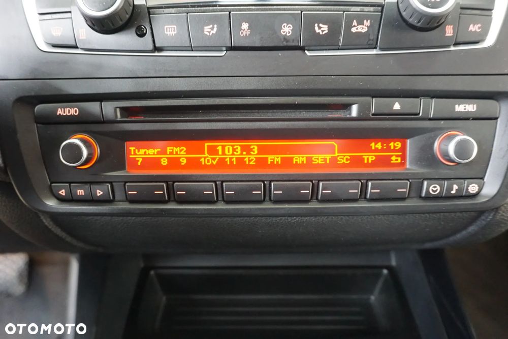 BMW Seria 1 120d Urban Line - 30