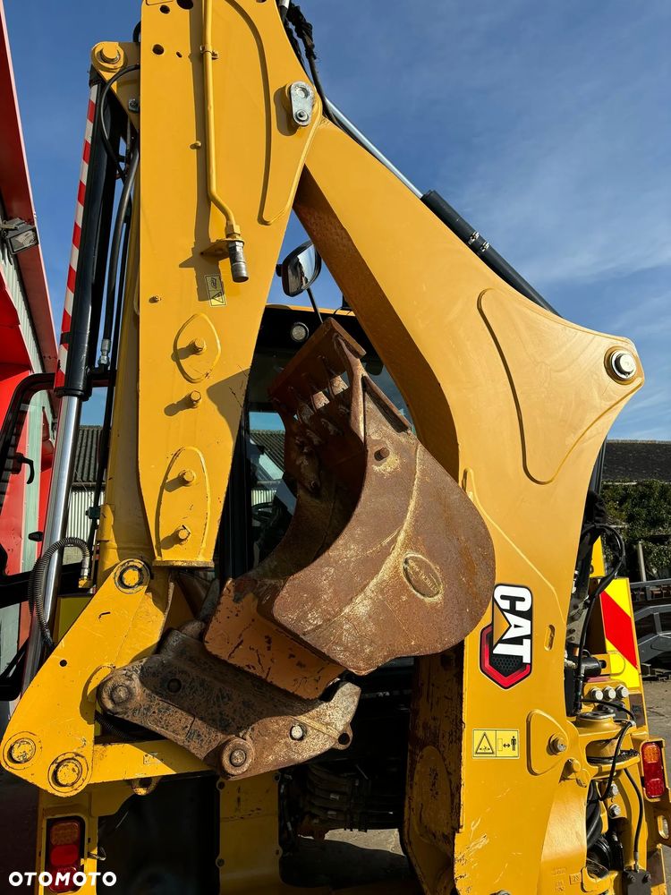 Caterpillar 432F - 4