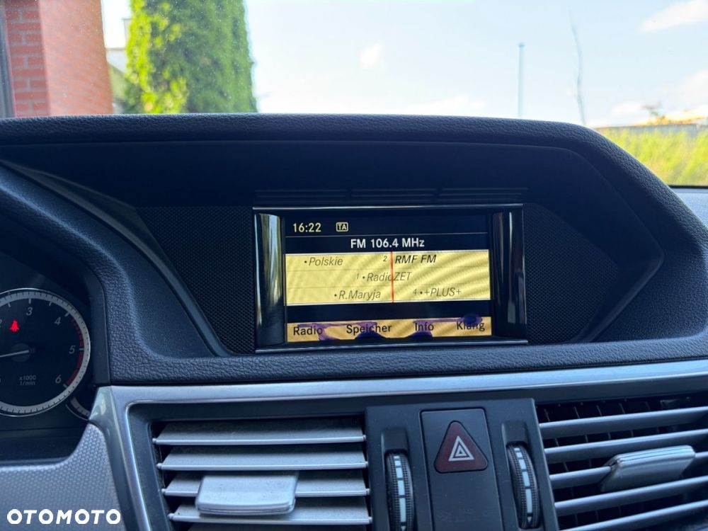 Mercedes-Benz Klasa E 200 CDI DPF BlueEFFICIENCY 7G-TRONIC - 16
