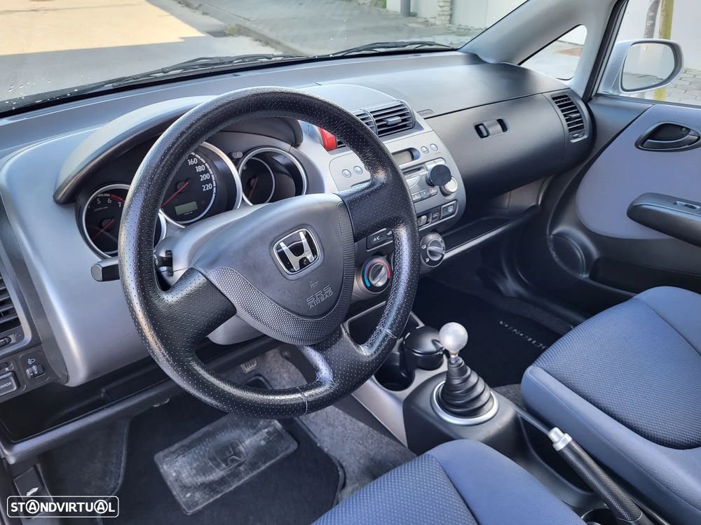 Honda Jazz 1.2 Live - 8