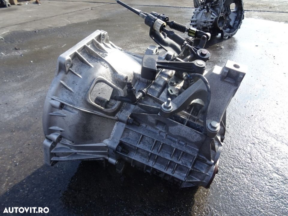 Cutie viteze Ford Focus C-Max 1.8 TDCI cu 5 trepte - 1