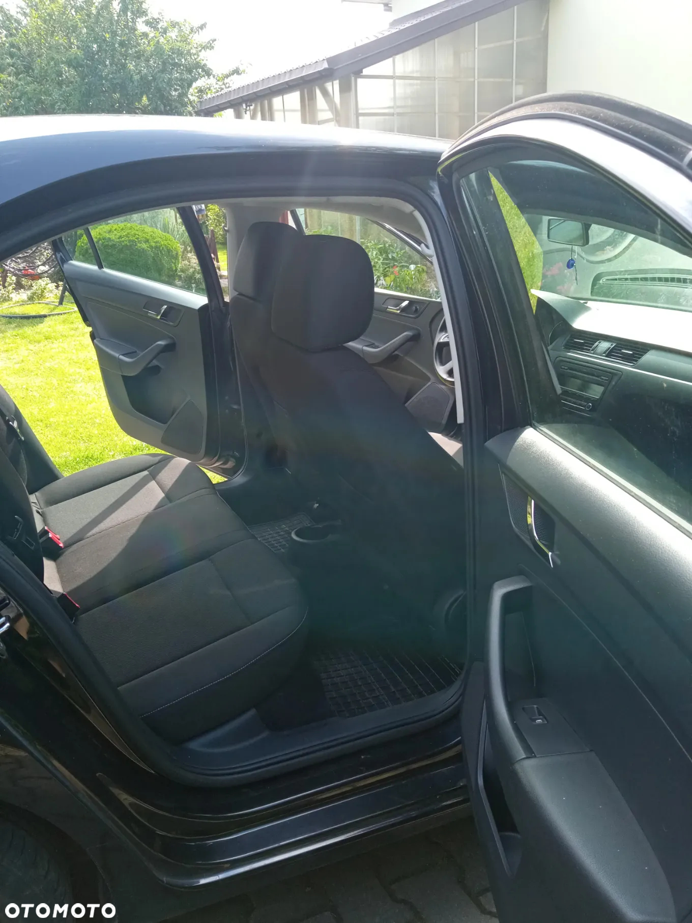 Skoda RAPID 1.2 TSI Active - 12