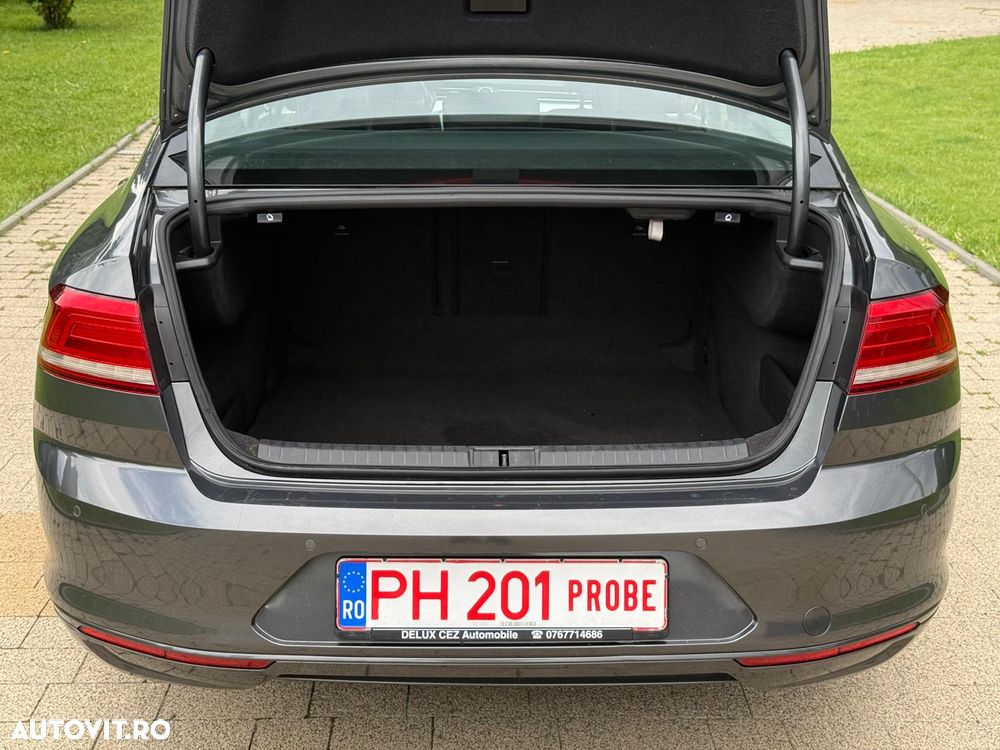 Volkswagen Passat 2.0 TDI SCR Business - 25