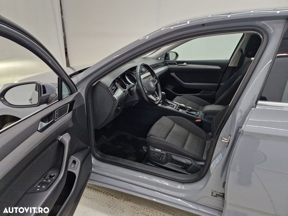 Volkswagen Passat - 6