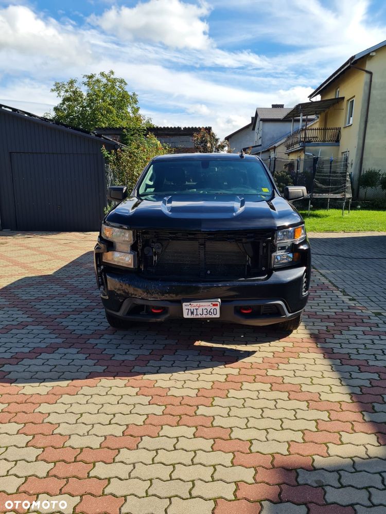 Chevrolet Silverado - 3