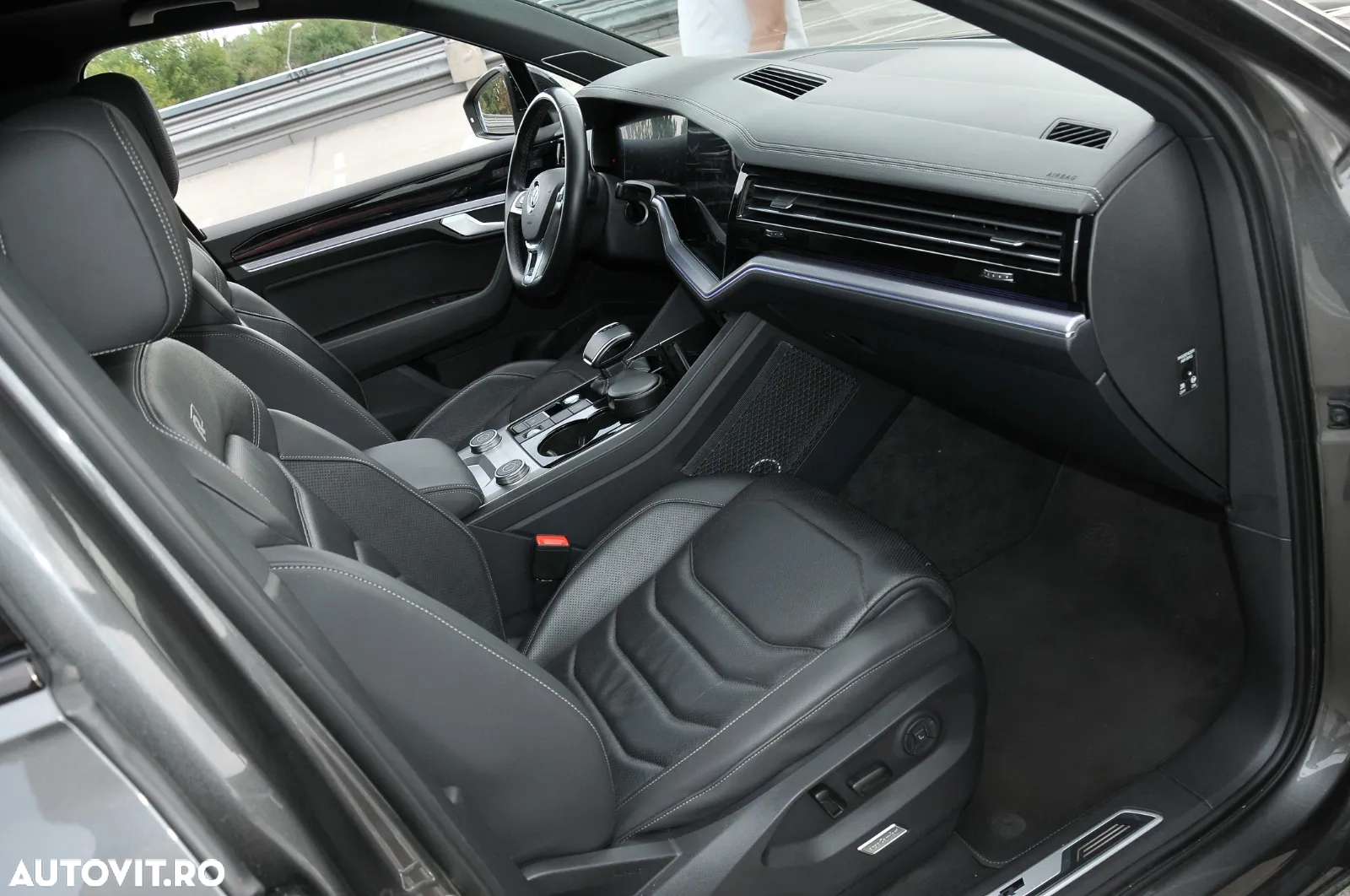 Volkswagen Touareg V6 TDI 4MOTION R-Line - 20