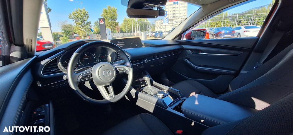 Mazda 3 e-Skyactiv G150 AT MHEV Exclusive-Line - 8