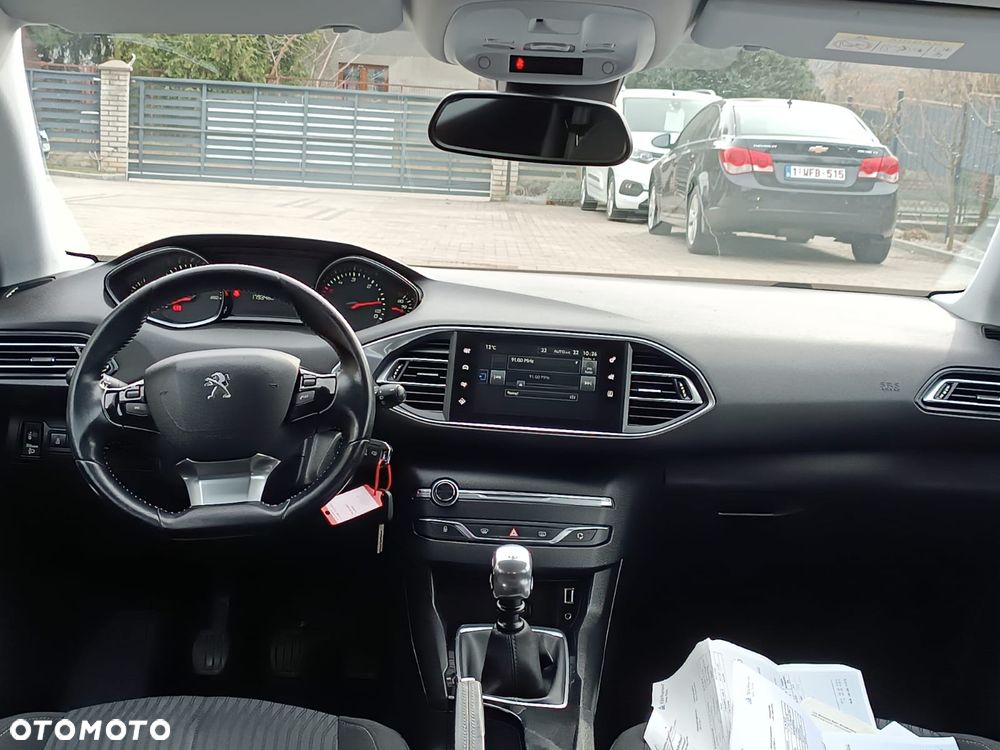 Peugeot 308 1.6 BlueHDi Active S&S - 40