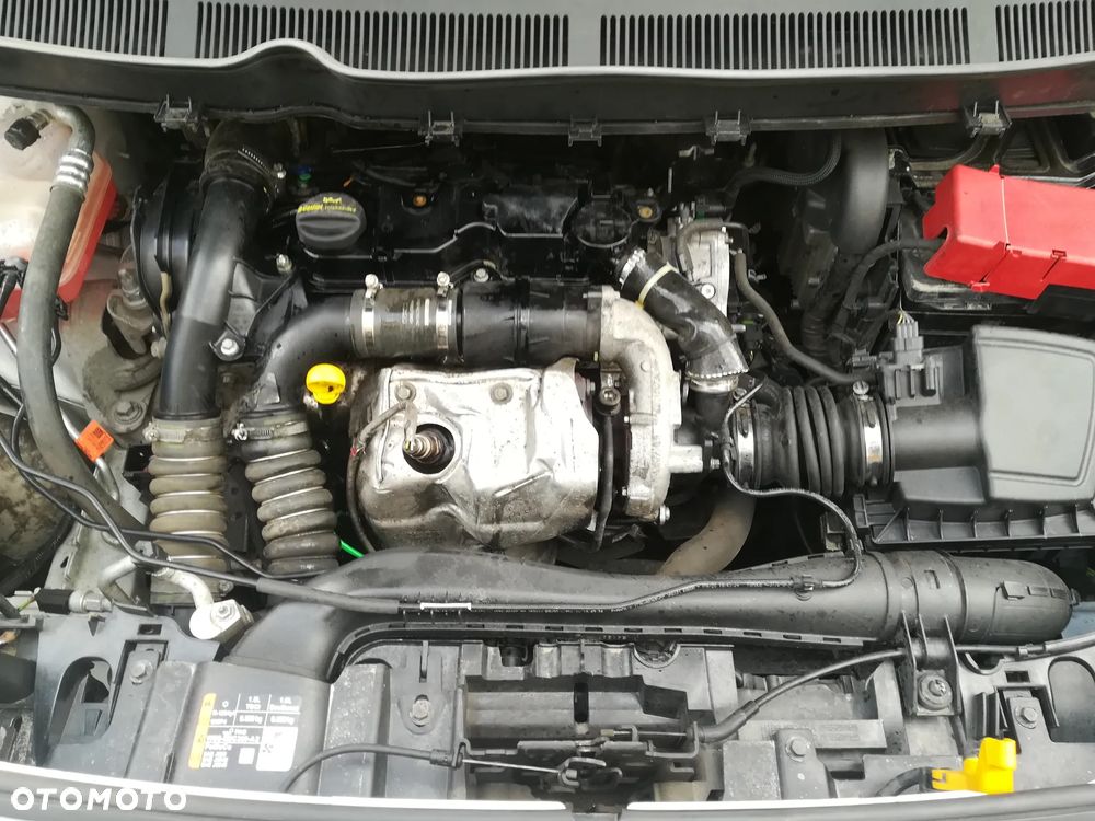 Ford Tourneo Courier - 13