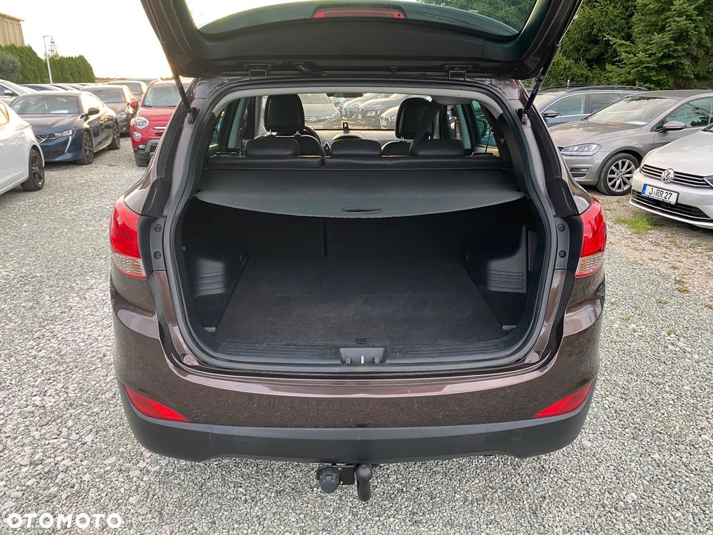 Hyundai ix35 2.0 Premium 2WD - 19