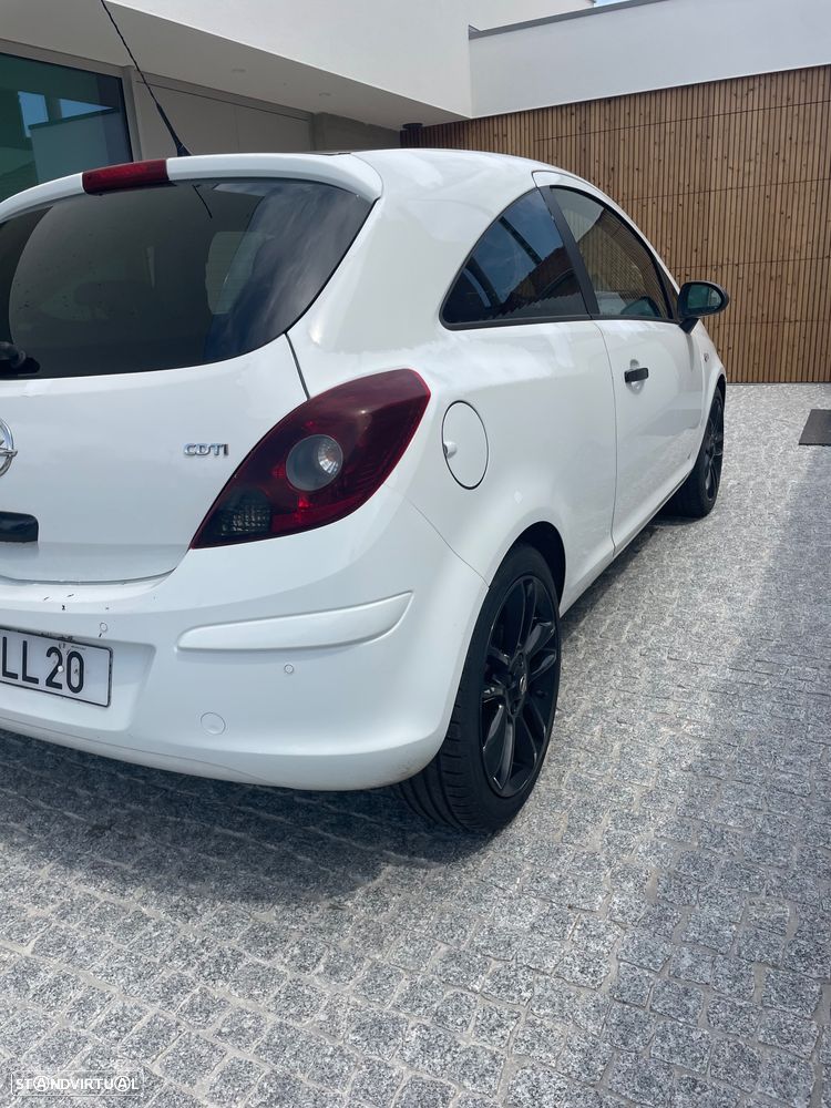 Opel Corsa 1.3 CDTI Black Edition - 2