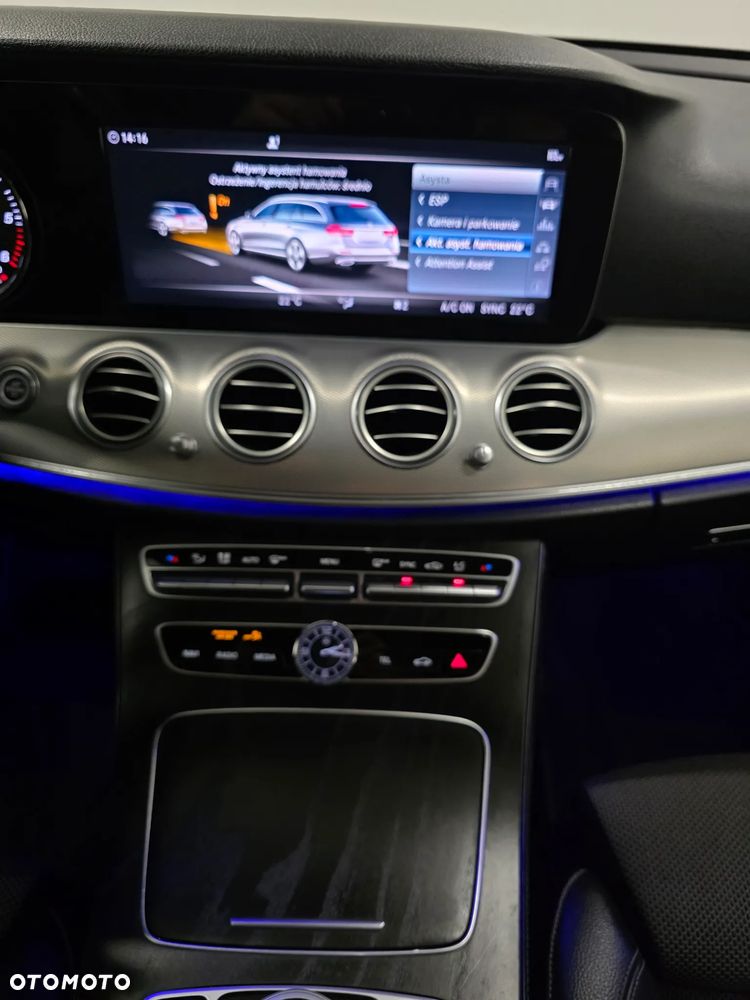 Mercedes-Benz Klasa E 220 d 9G-TRONIC AMG Line - 11