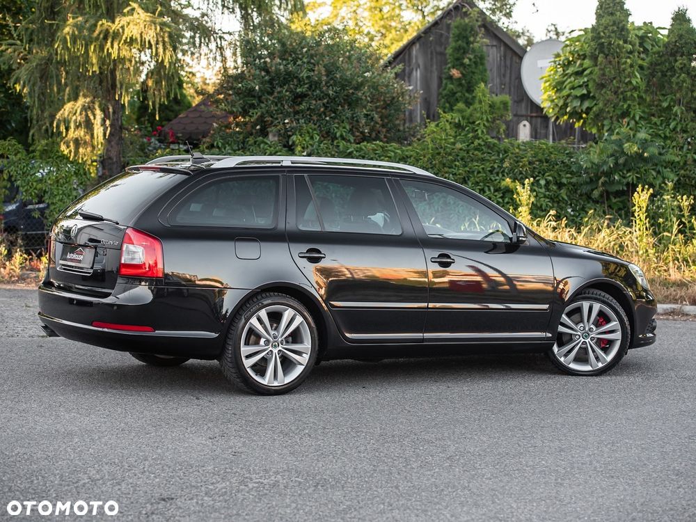 Skoda Octavia 2.0 TSI RS - 8