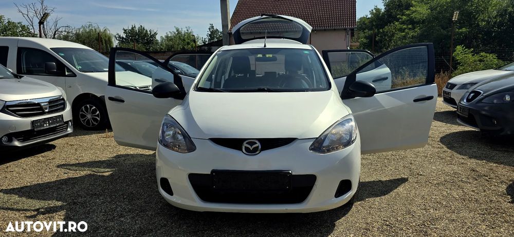 Mazda 2 1.3 90th Anniversary - 10