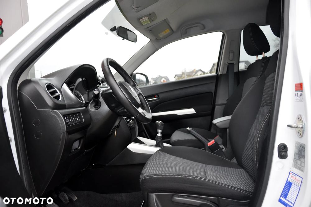 Suzuki Vitara - 20