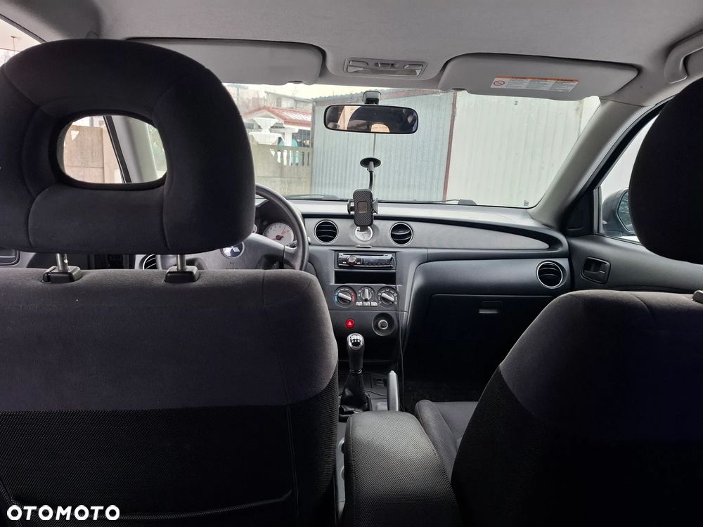 Mitsubishi Outlander 2.0 Comfort 4WD - 4