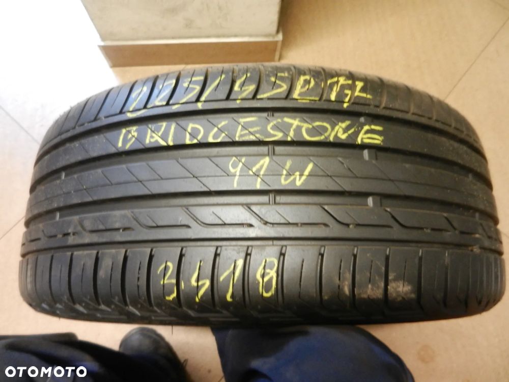 Opona pojedyńcza 225/45r17 bridgestone turanza t001 7,7mm lato - 1