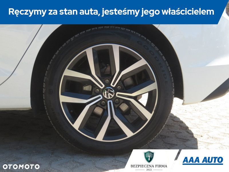 Volkswagen Golf - 17