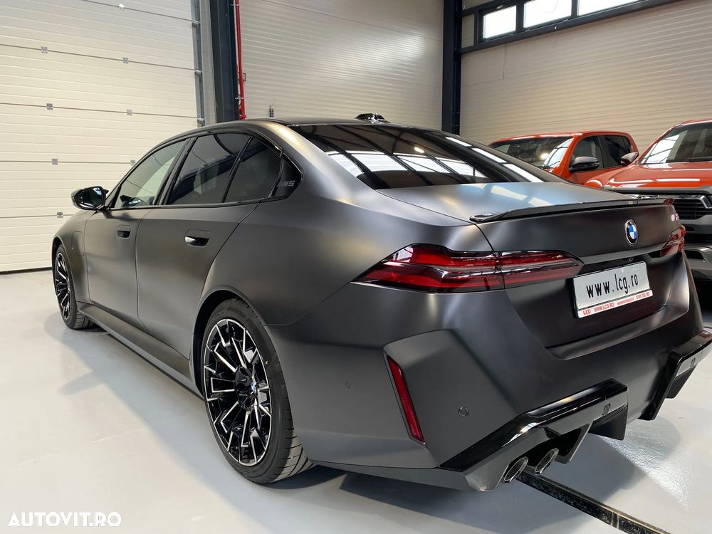 BMW M5 - 5