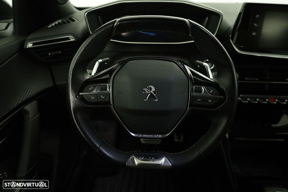 Peugeot 2008 1.2 PureTech GT EAT8 - 15