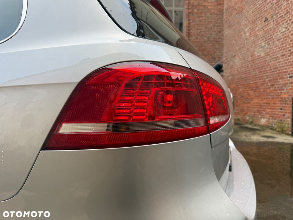 Volkswagen Passat 2.0 TDI 4Mot Comfortline - 25