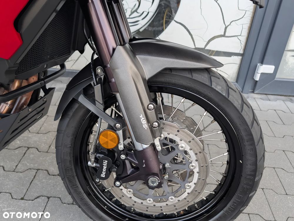 Benelli TRK 502X - 18