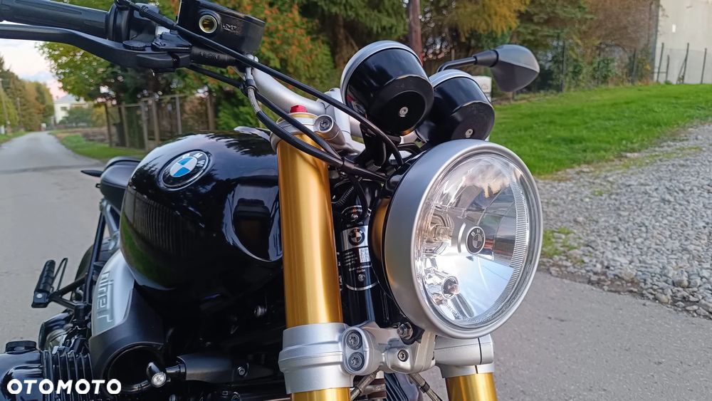 BMW R - 11