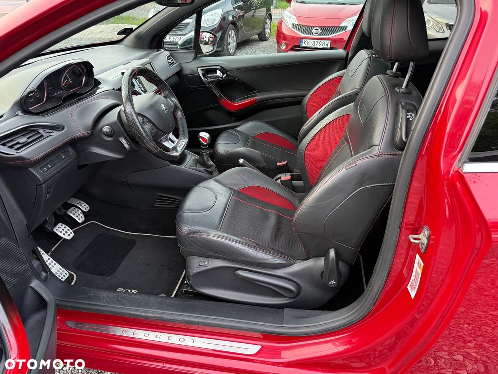 Peugeot 208 GTI 200 THP - 18
