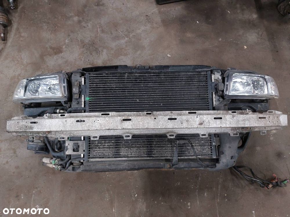 PAS PRZEDNI WZMOCNIENIE CZOŁOWE + CHŁODNICE + LAMPY AUDI A4 B5 LIFT 1.9 TDI - 1