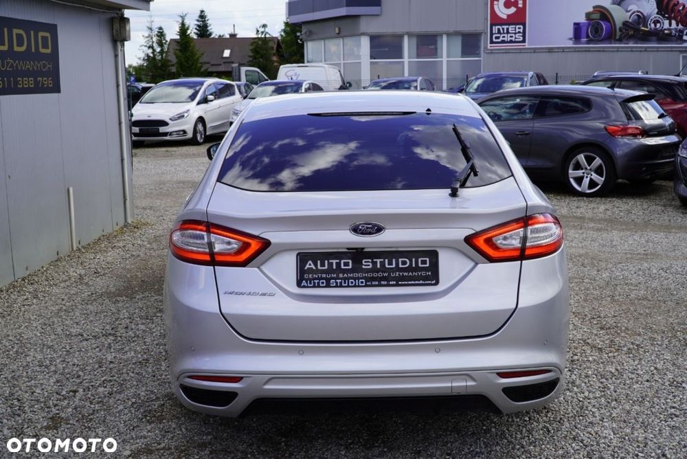 Ford Mondeo 1.5 EcoBoost ST-Line - 37