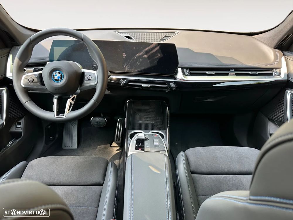 BMW X1 xDrive25e Pack Desportivo M - 11