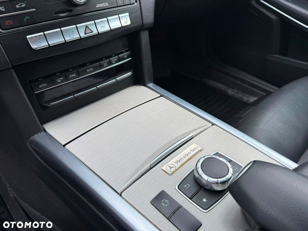 Mercedes-Benz Klasa E 220 CDI 7G-TRONIC Elegance - 23