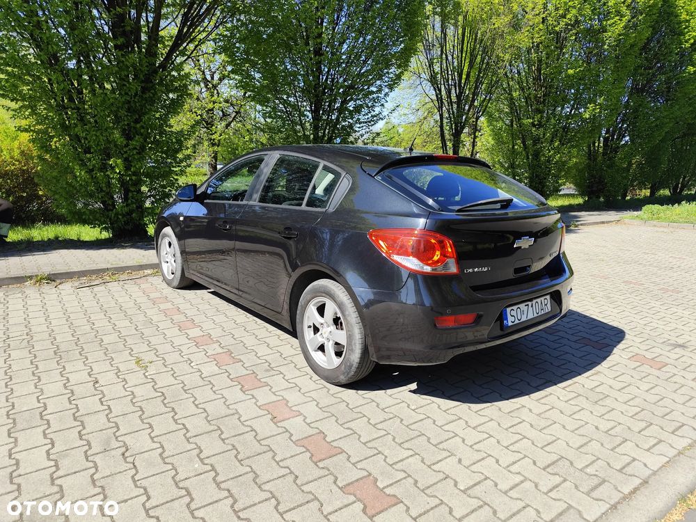 Chevrolet Cruze 1.8 LT - 5