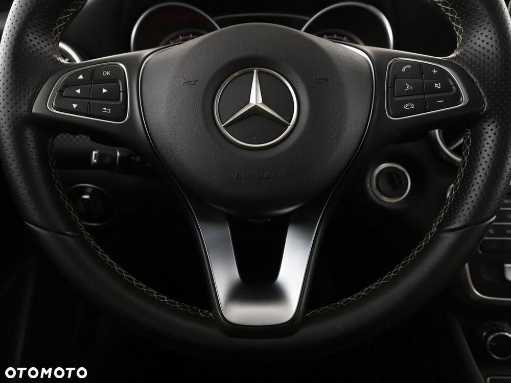 Mercedes-Benz Klasa A 180 (BlueEFFICIENCY) 7G-DCT Urban - 22
