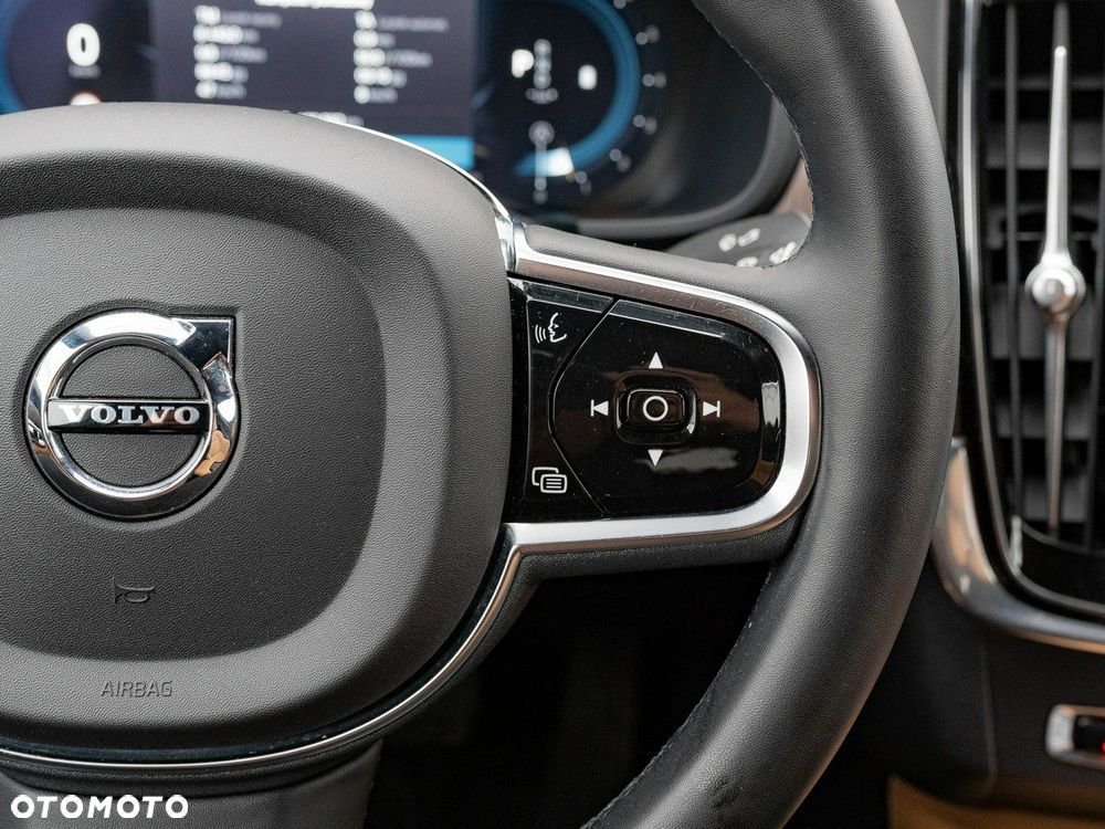 Volvo S90 - 21