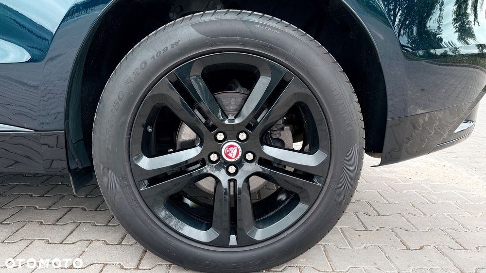 Jaguar F-Pace 2.0 D200 mHEV AWD SE - 12