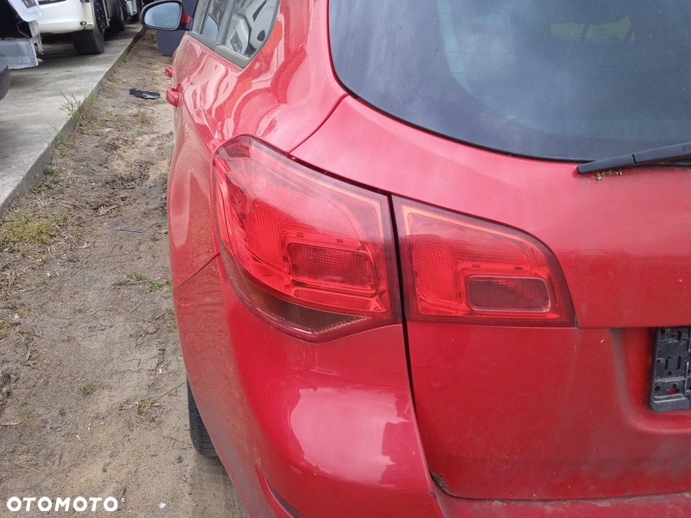 Lampa Lewa Prawa Tylna Opel Astra IV Kombi - 1
