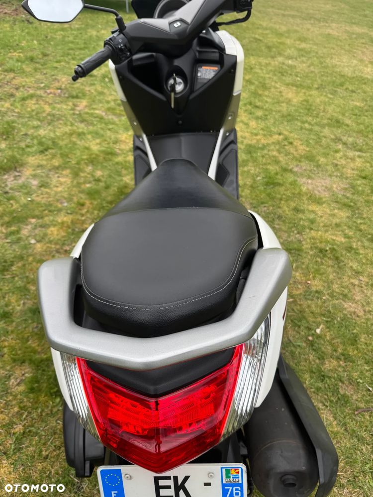 Yamaha NMAX - 29