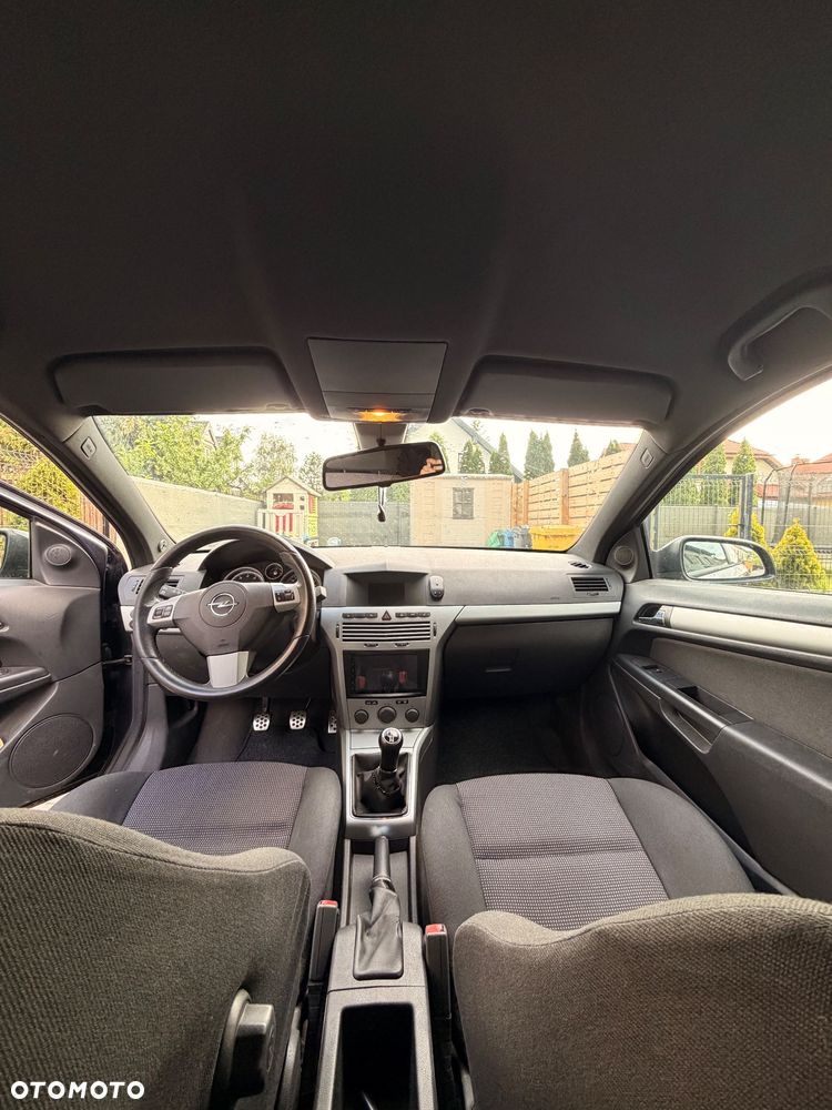 Opel Astra 1.8 Sport - 2