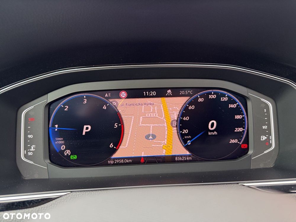 Volkswagen Passat - 18